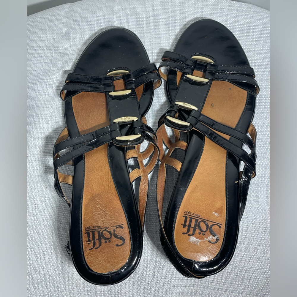 Sofft Leather Patent Sandals Small Heel Strappy Black Women’s 9 Shoe